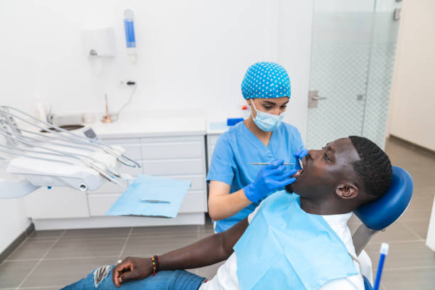 Best Emergency Tooth Extraction in Colmar Manor, MD